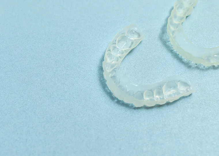 マウスピース矯正