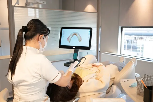 口腔内スキャナー