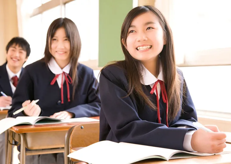 高校生(顎の成長が終わった後)から対象